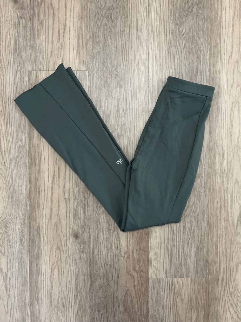 Alo Yoga Green High Waisted Flare Leggings ‼️self altered